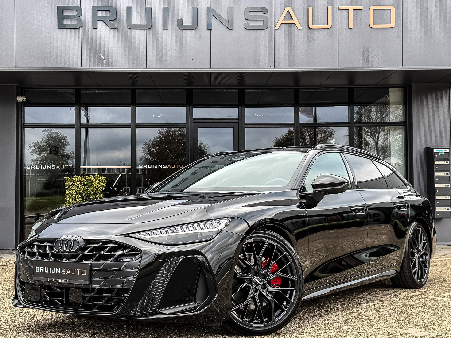 Audi A6 Avant 2.0 e-hybrid quattro S edition Competition 47476705-0.jpg | Bruijns Auto