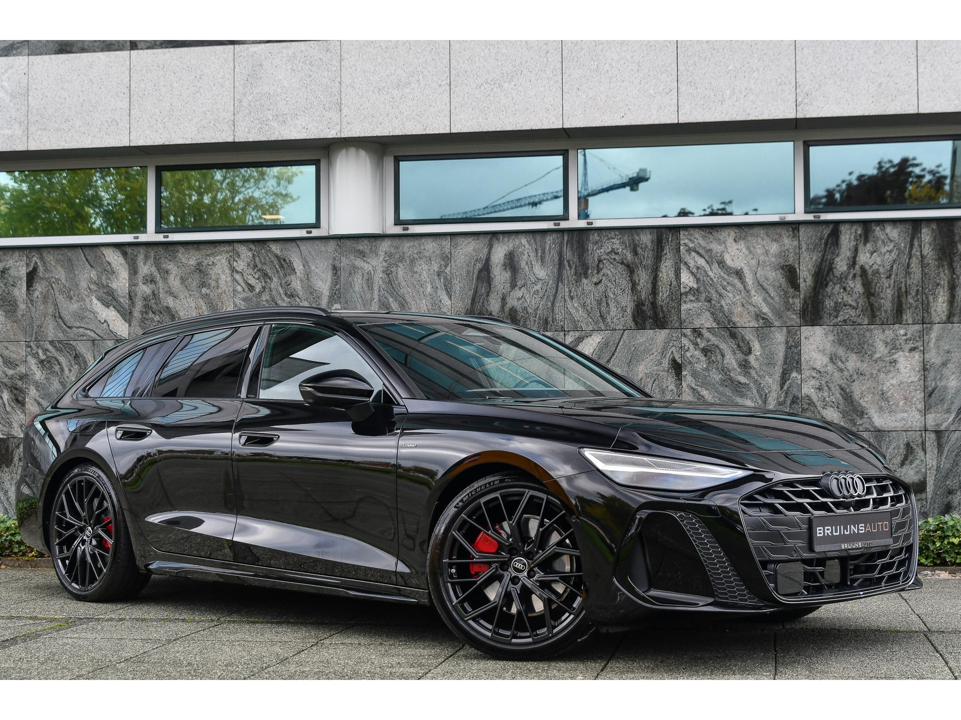 Audi A6 Avant 2.0 e-hybrid quattro S edition Competition 47476705-1.jpg | Bruijns Auto