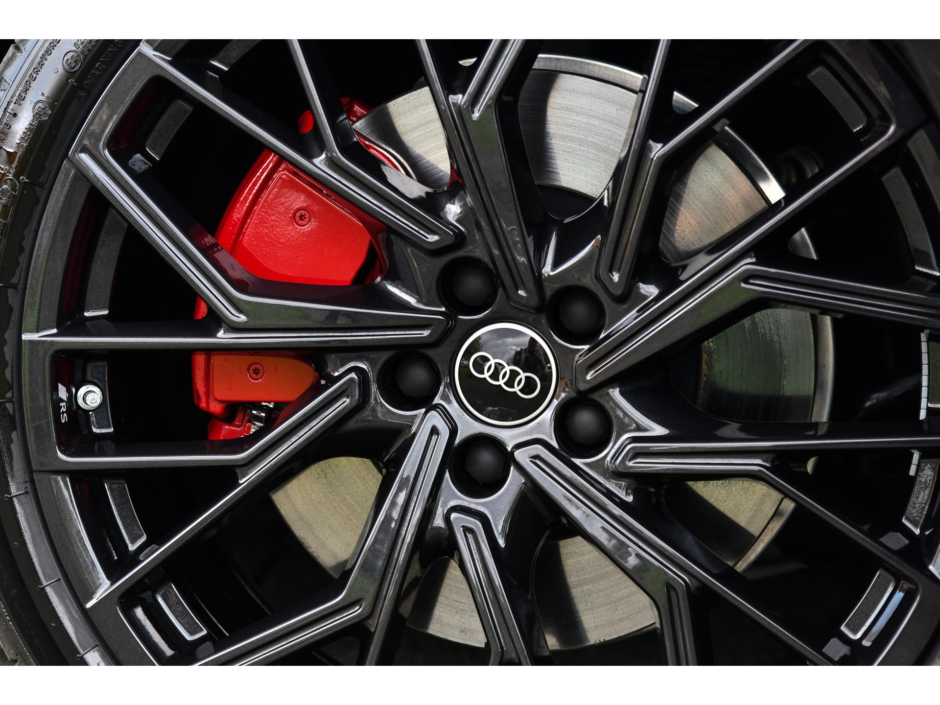 Audi A6 Avant 2.0 e-hybrid quattro S edition Competition 47476705-35.jpg | Bruijns Auto