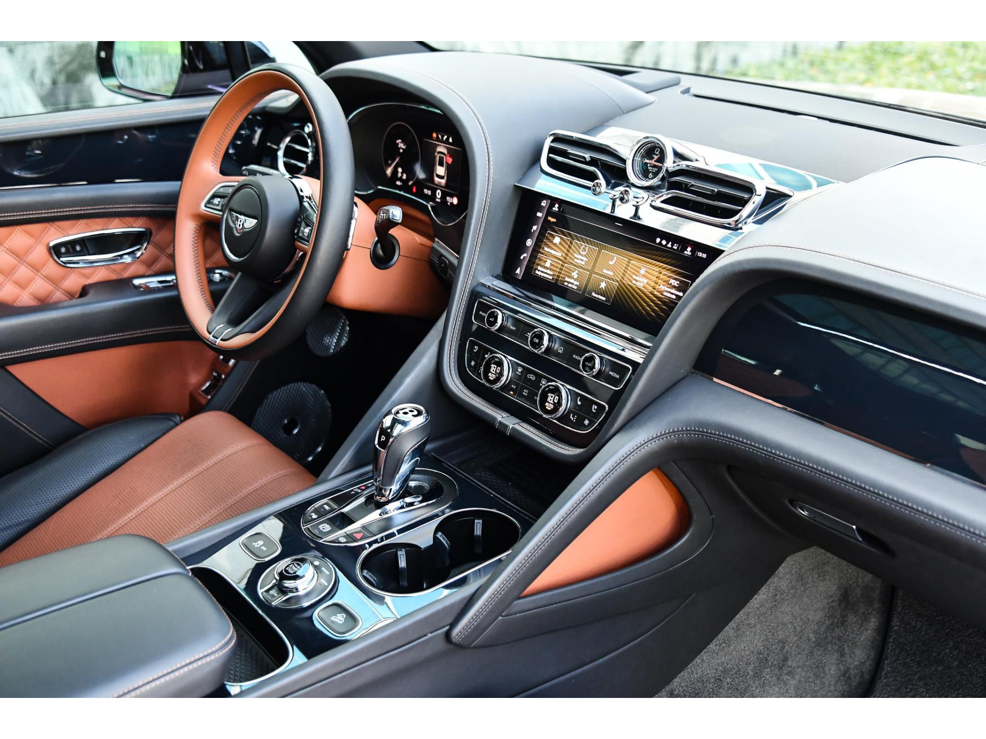 Bentley Bentayga 4.0 V8 First Edition 47476714-10.jpg | Bruijns Auto