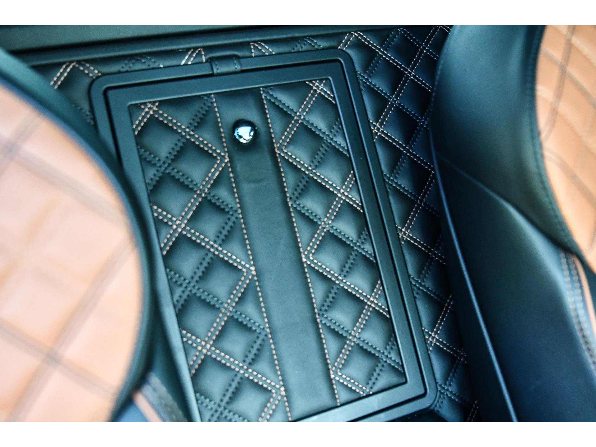 Bentley Bentayga 4.0 V8 First Edition 47476714-17.jpg | Bruijns Auto