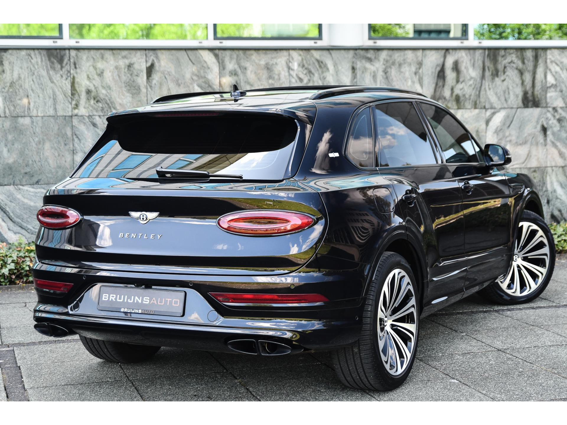 Bentley Bentayga 4.0 V8 First Edition 47476714-2.jpg | Bruijns Auto