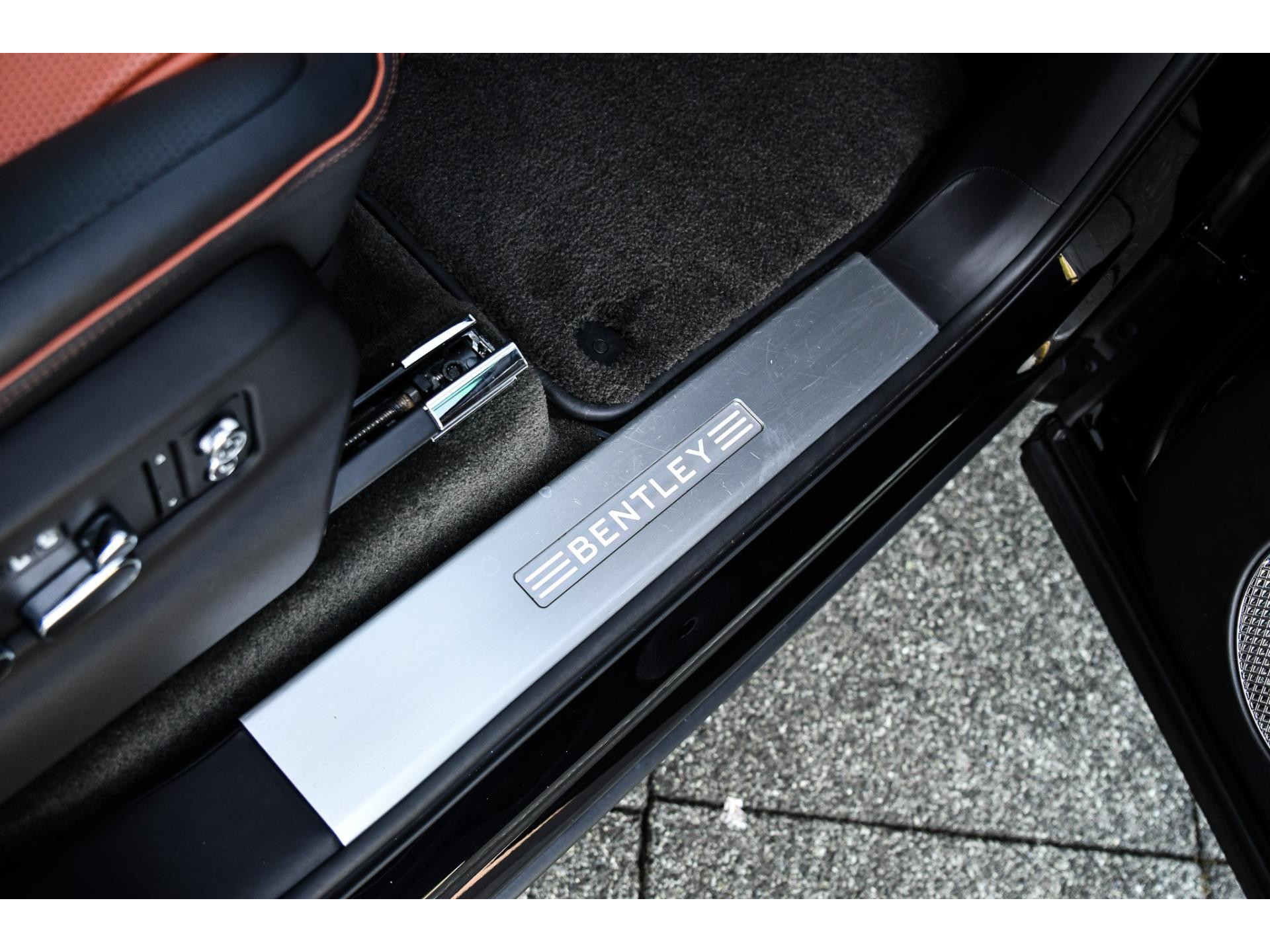 Bentley Bentayga 4.0 V8 First Edition 47476714-21.jpg | Bruijns Auto