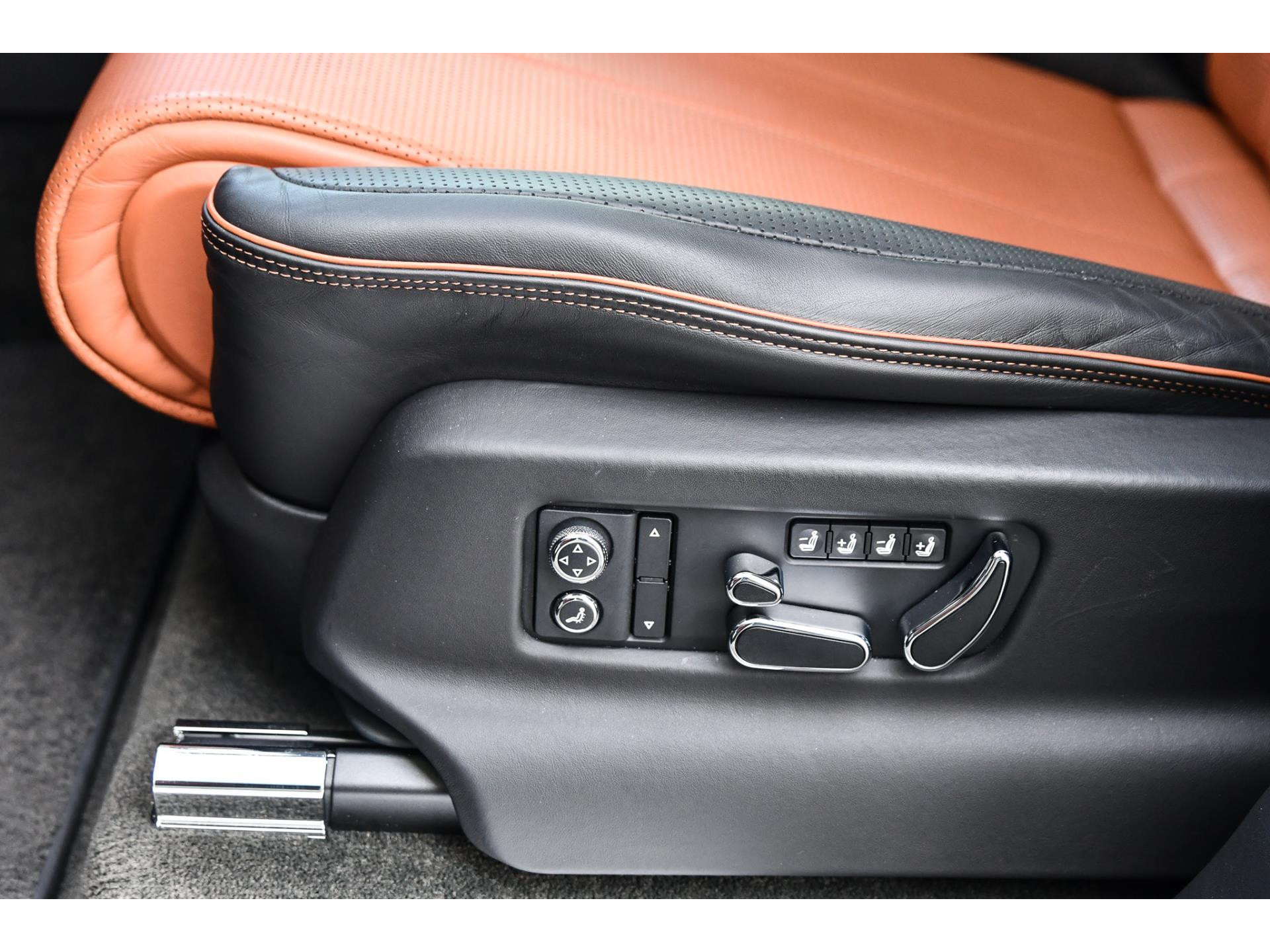 Bentley Bentayga 4.0 V8 First Edition 47476714-45.jpg | Bruijns Auto