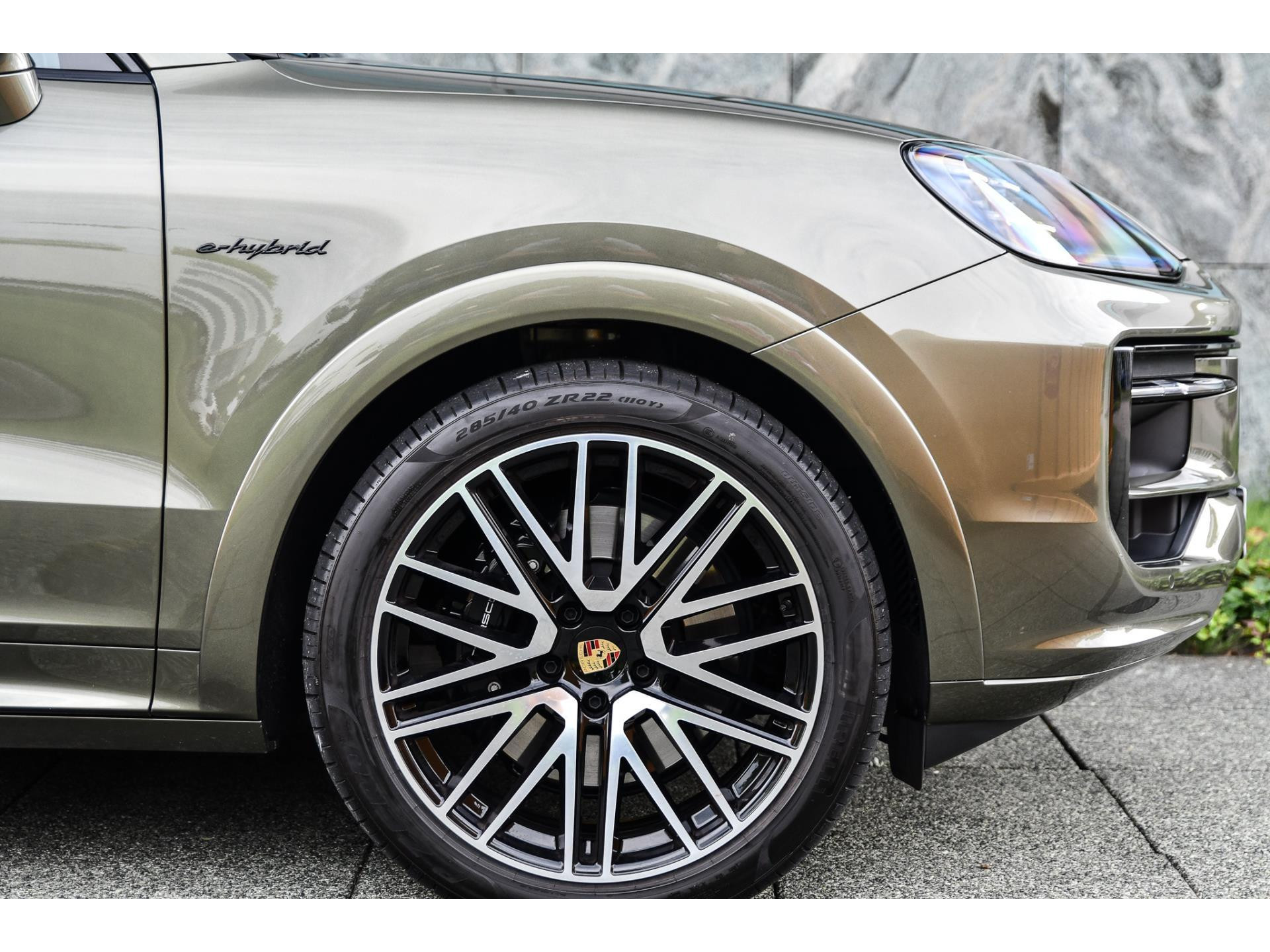Porsche Cayenne 3.0 E-Hybrid Aventurine Green PTS 47476722-6.jpg | Bruijns Auto
