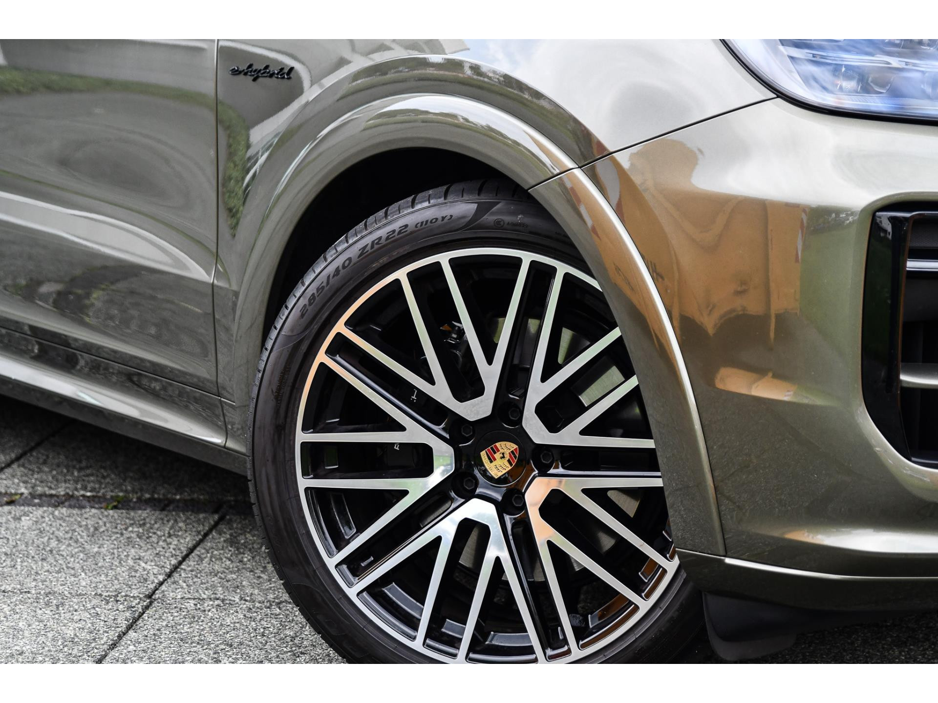 Porsche Cayenne 3.0 E-Hybrid Aventurine Green PTS 47476722-8.jpg | Bruijns Auto