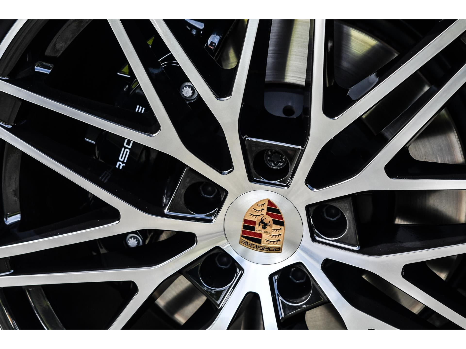 Porsche Cayenne Coupé 3.0 E-Hybrid 47476726-27.jpg | Bruijns Auto