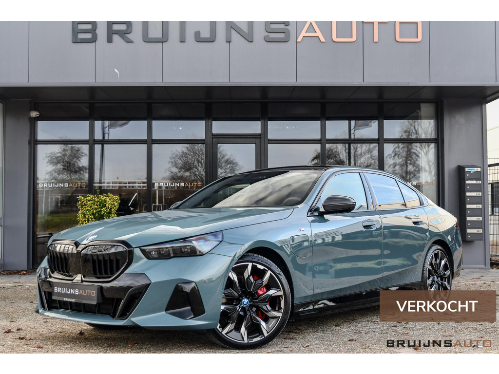 BMW 5 Serie 550e xDrive M-sport|Panoramadak|Trekhaak|Head-up|B 48134990-0.jpg | Bruijns Auto