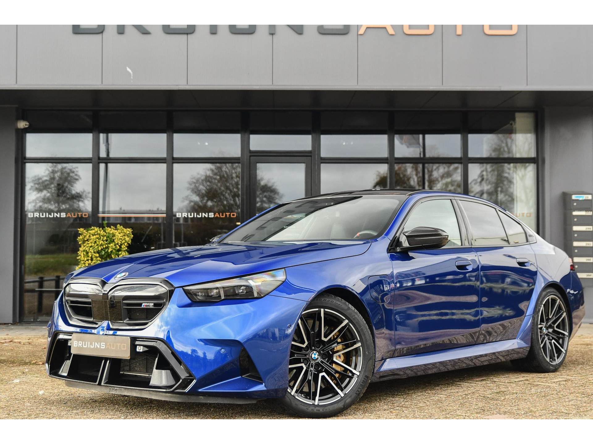 BMW 5 Serie M5 Carbon Exterieur|Keramisch|BTW|Panoramadak| 48144131-0.jpg | Bruijns Auto