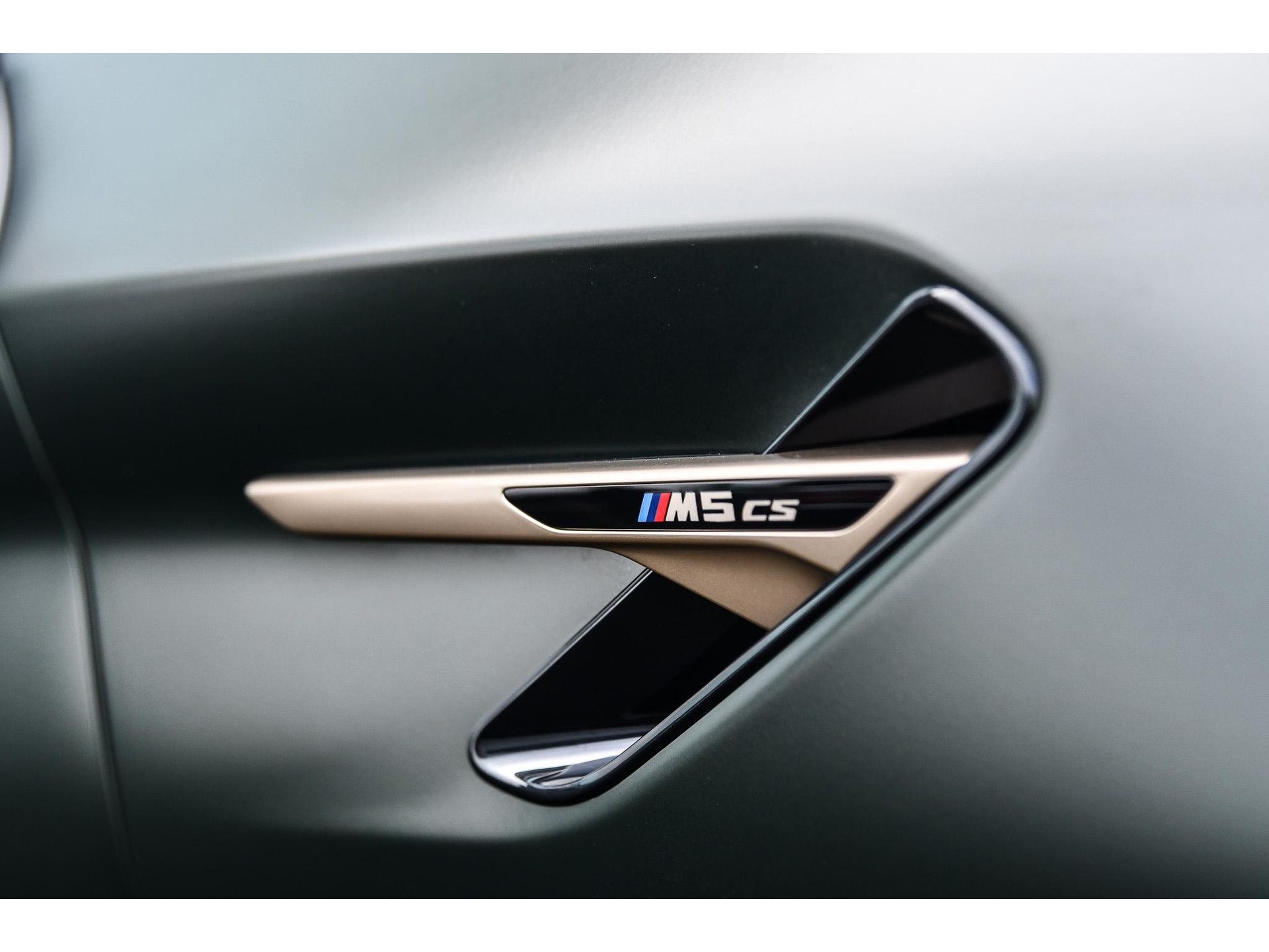 BMW 5 Serie M5 CS Frozen Deep Green 48608230-30.jpg | Bruijns Auto