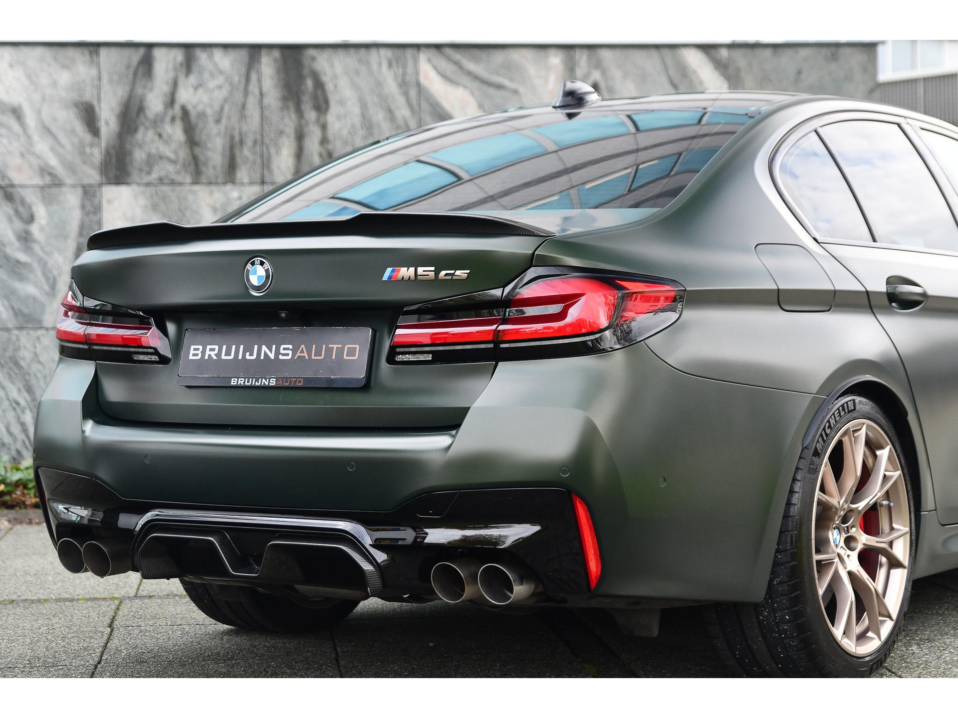 BMW 5 Serie M5 CS Frozen Deep Green 48608230-33.jpg | Bruijns Auto