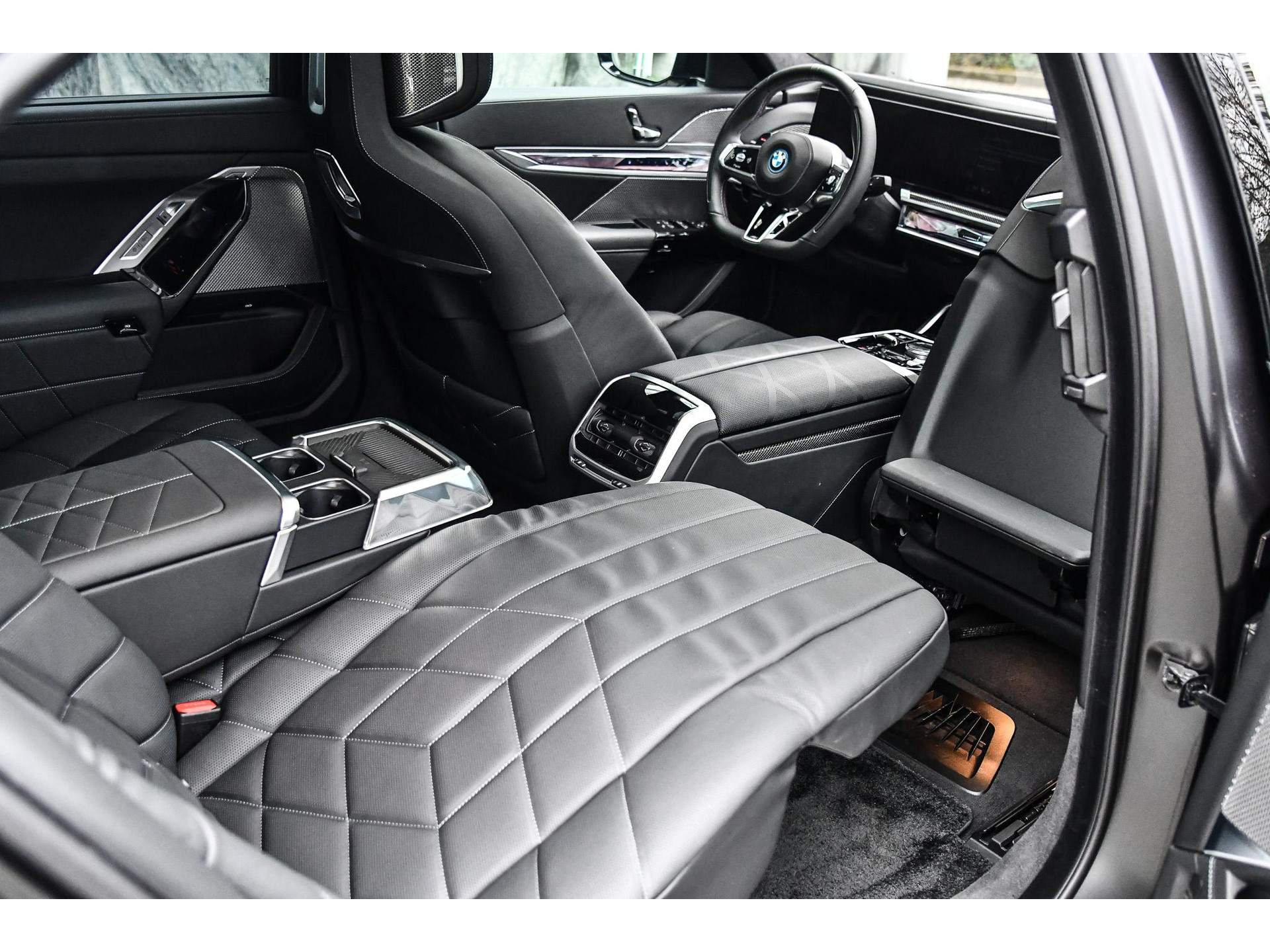 BMW 7 Serie M760e xDrive |Theatre screen|M-sport|BTW| 48609044-15.jpg | Bruijns Auto