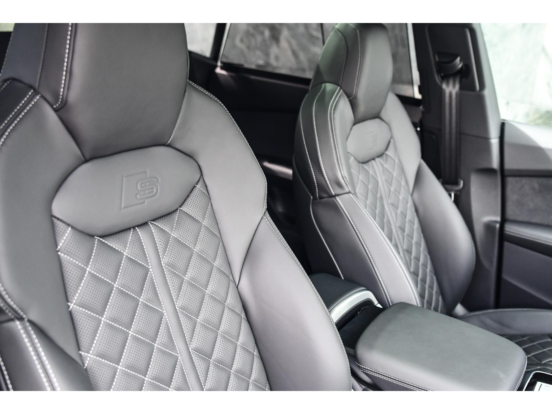 Audi Q8 60 TFSI e quattro Pro Line S Competition 48610090-10.jpg | Bruijns Auto