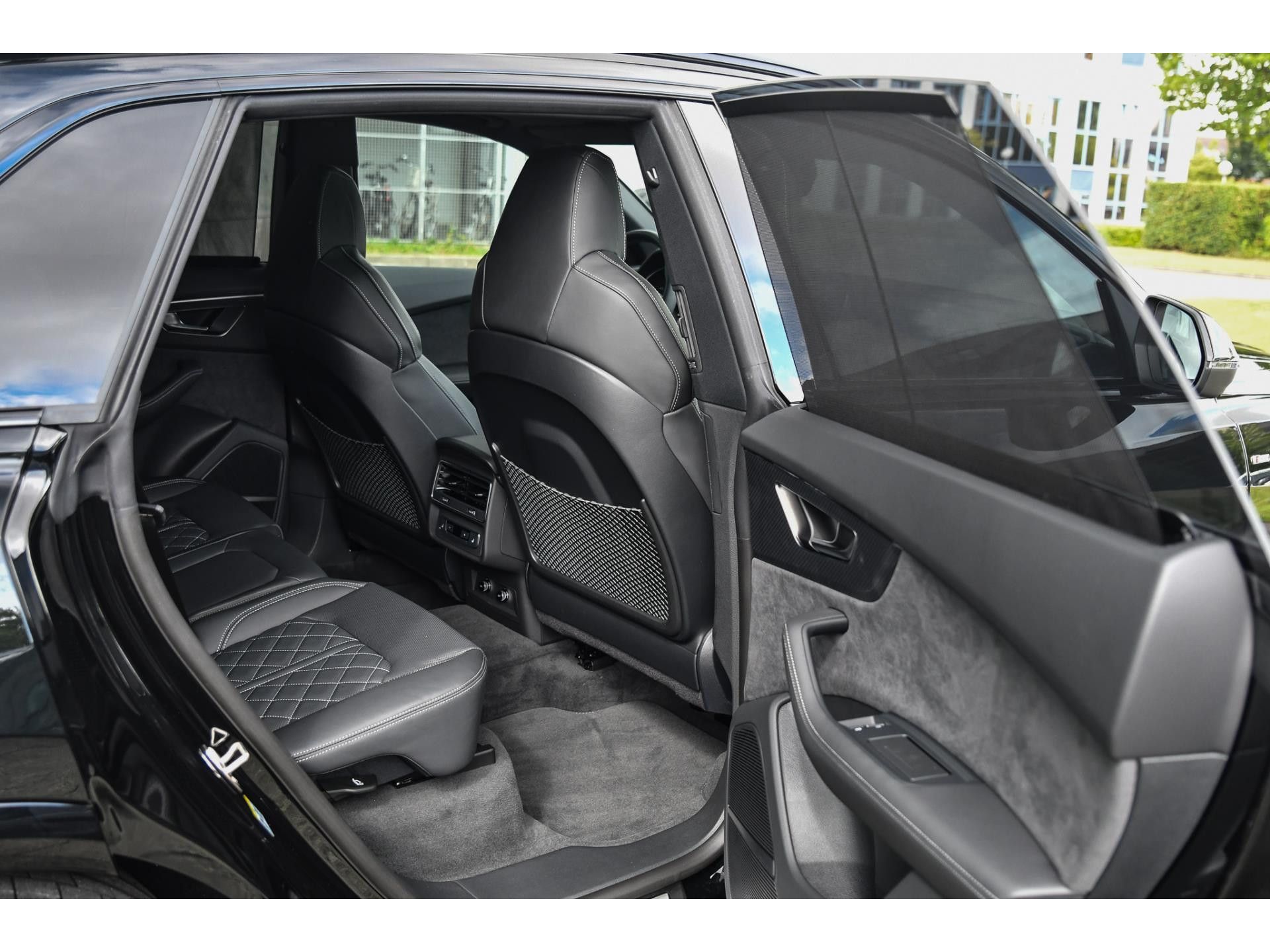 Audi Q8 60 TFSI e quattro Pro Line S Competition 48610090-13.jpg | Bruijns Auto