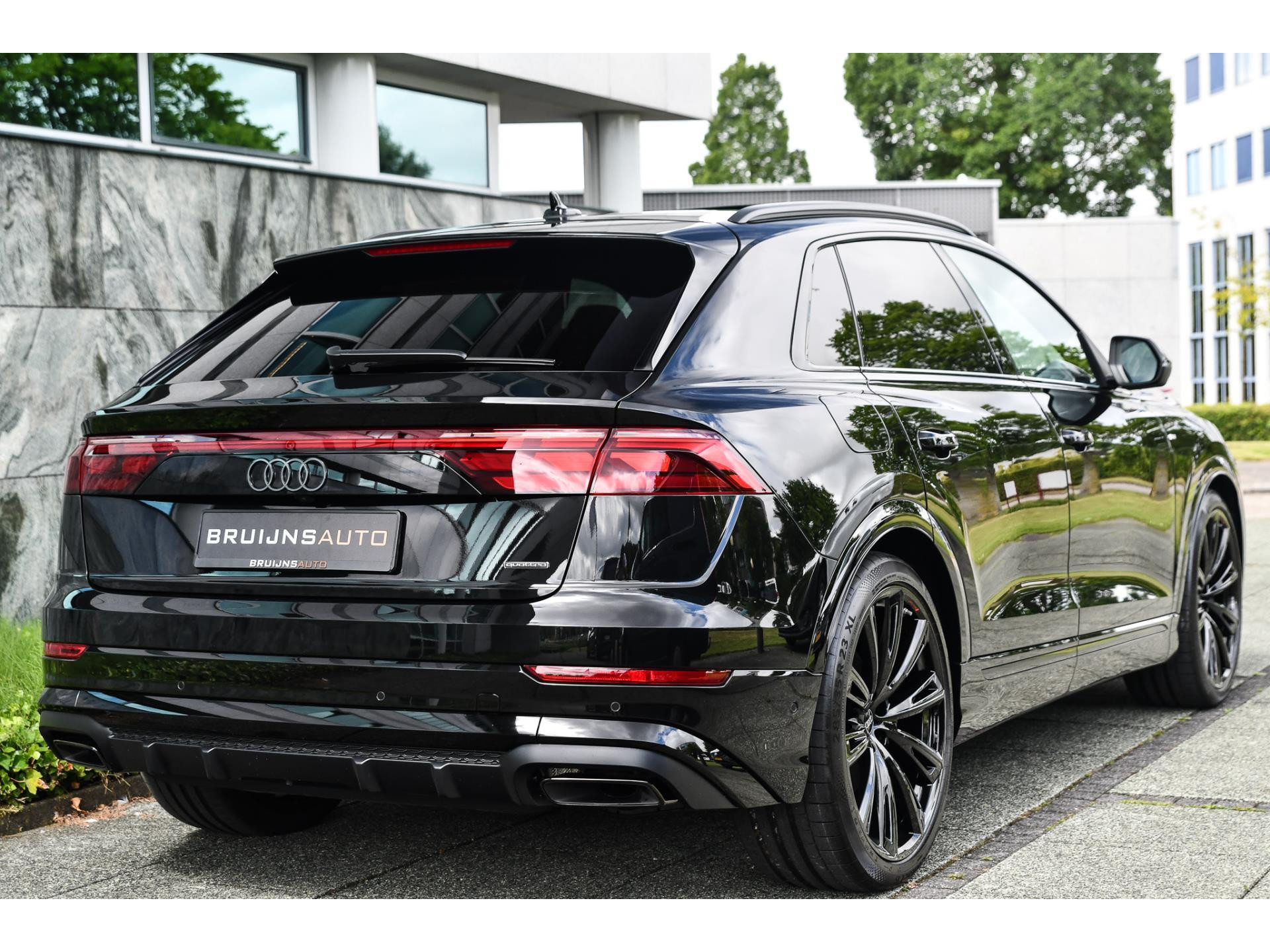 Audi Q8 60 TFSI e quattro Pro Line S Competition 48610090-2.jpg | Bruijns Auto