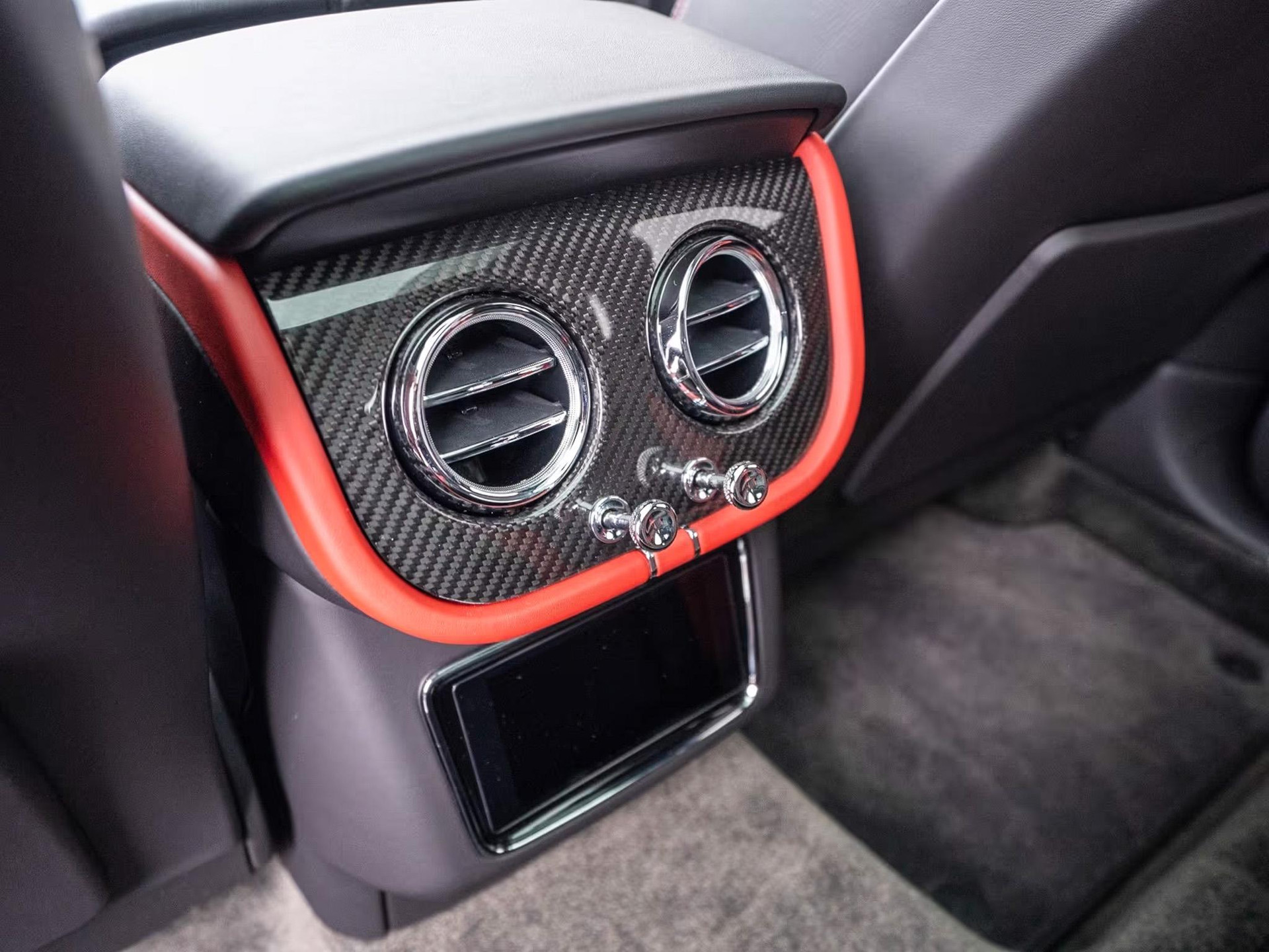 Bentley Bentayga 4.0 V8 S|Carbon Exterieur&Interieur|Naim|Cambrain| 48679890-14.jpg | Bruijns Auto