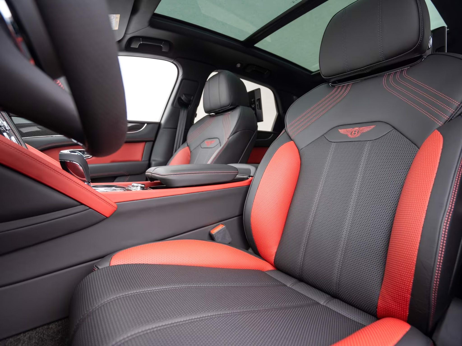 Bentley Bentayga 4.0 V8 S|Carbon Exterieur&Interieur|Naim|Cambrain| 48679890-15.jpg | Bruijns Auto