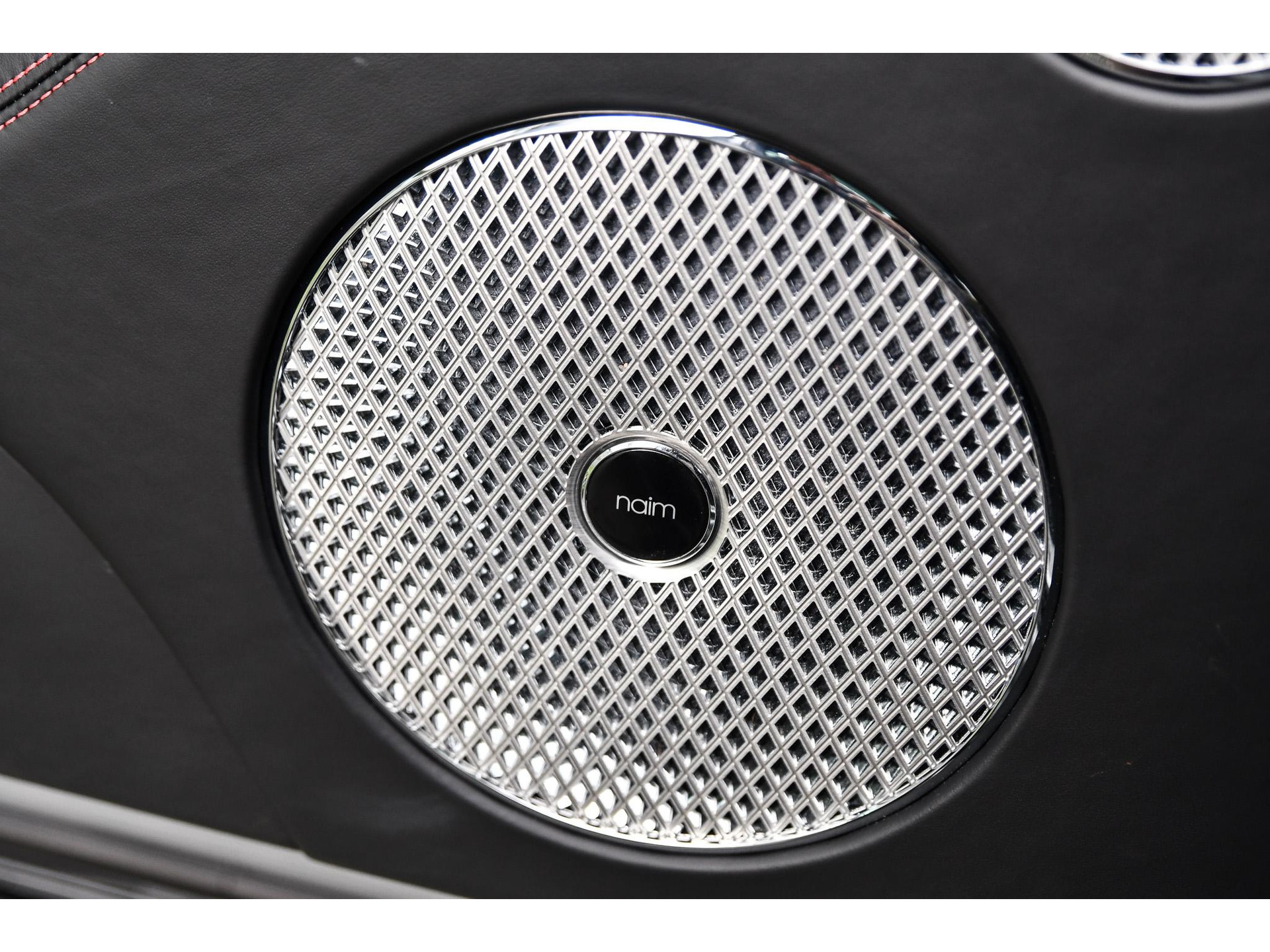 Bentley Bentayga 4.0 V8 S|Carbon Exterieur&Interieur|Naim|Cambrain| 48679890-19.jpg | Bruijns Auto