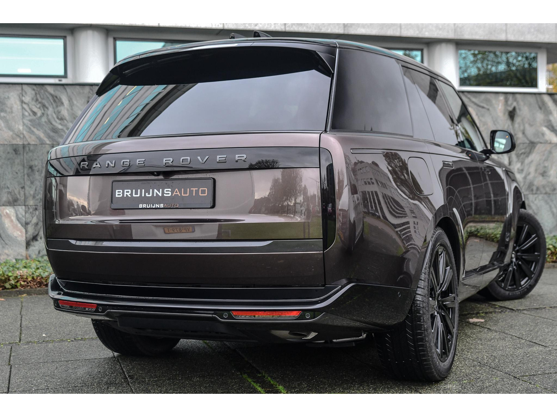 Land Rover Range Rover Tourmaline Brown SV 48829747-11.jpg | Bruijns Auto