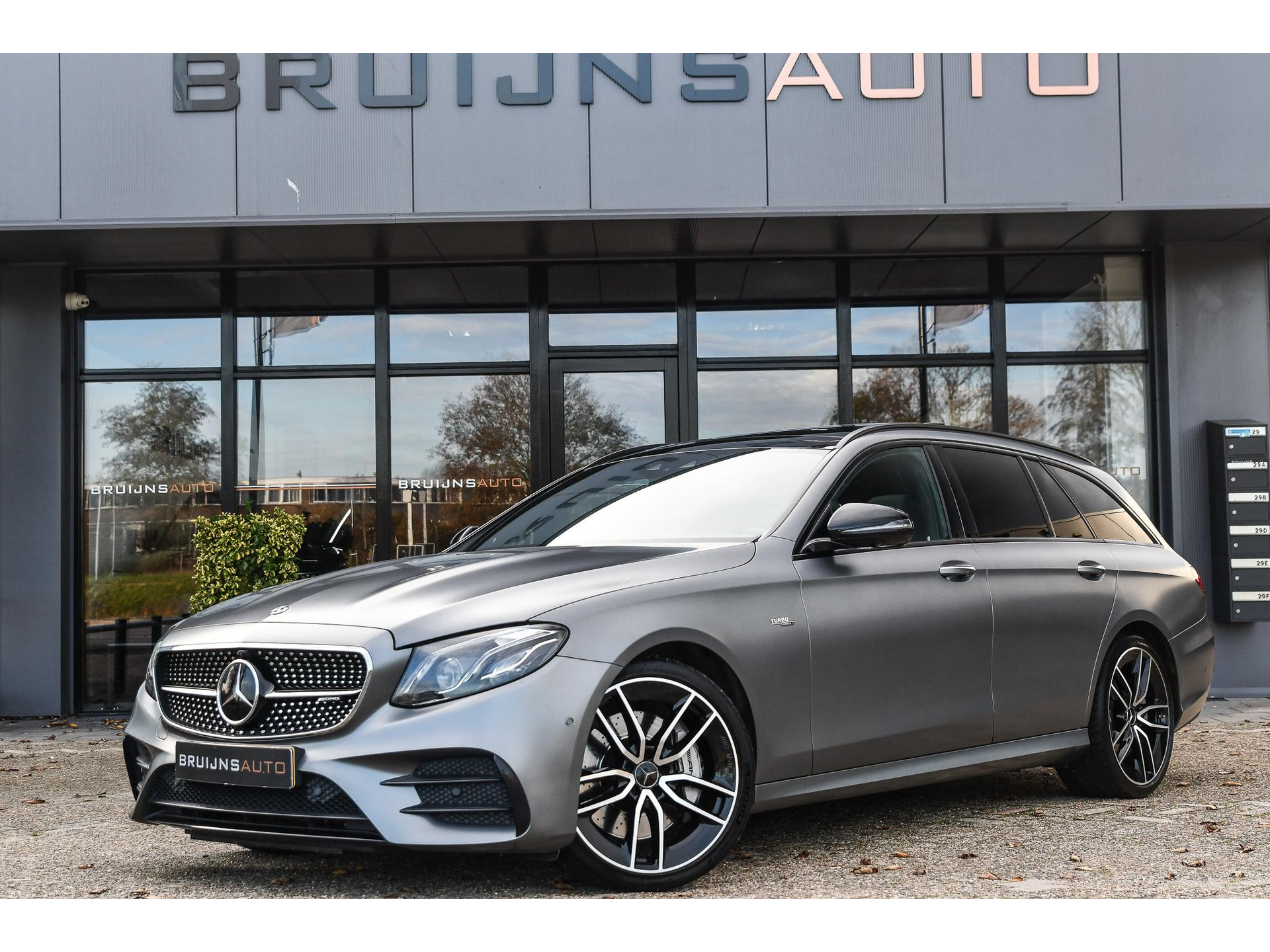 Mercedes-Benz E-Klasse Estate AMG 53 4MATIC Premium Plus 49044130-0.jpg | Bruijns Auto