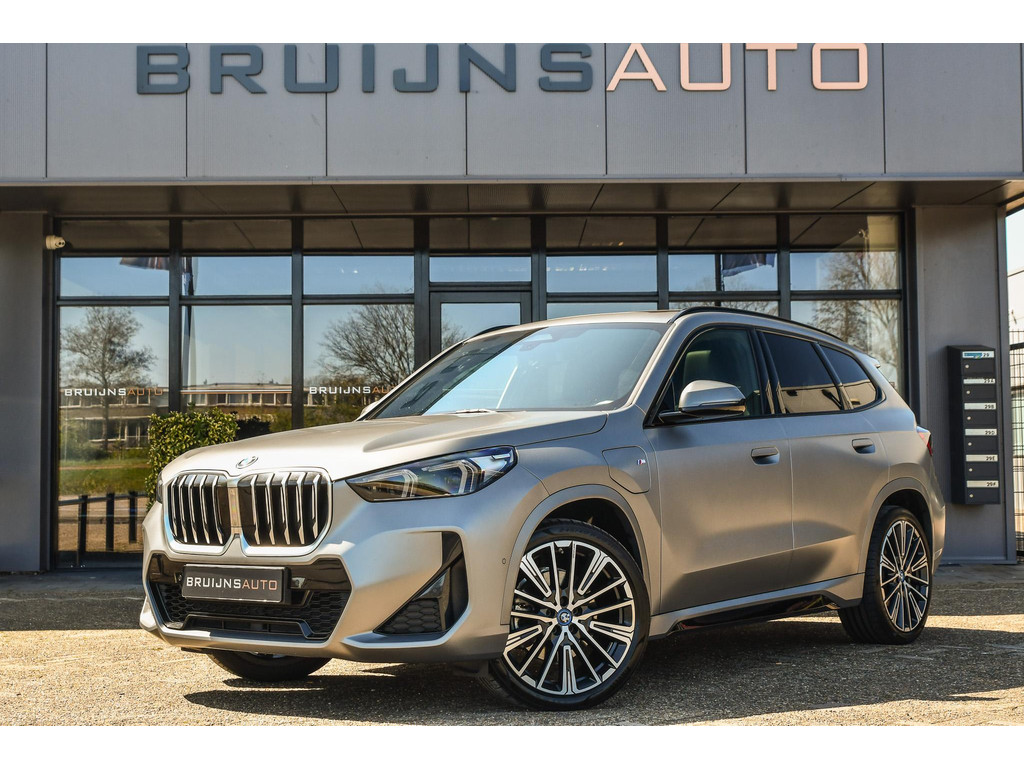 BMW X1 xDrive25e M-Sport Frozen mat Grey |Pano|BTW| 53074399-0.jpg | Bruijns Auto